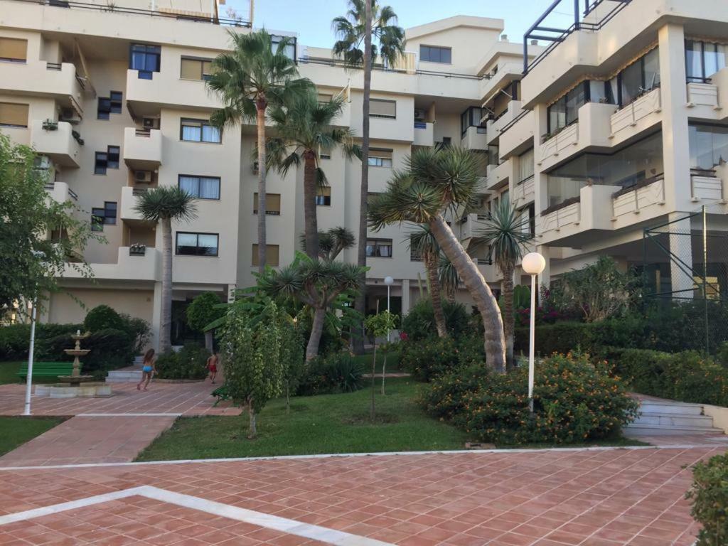 Montemar Puerto Apartment Torremolinos Exterior photo